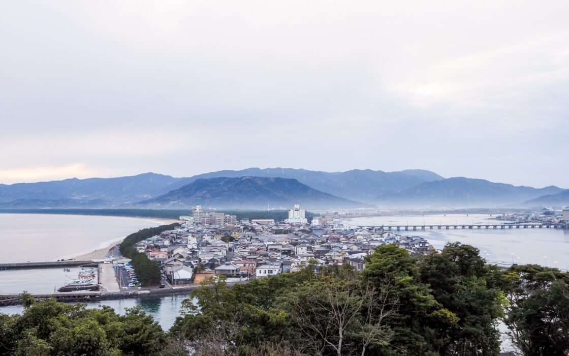 San-Karatsu = KaratsuYaki = Karatsu pottery